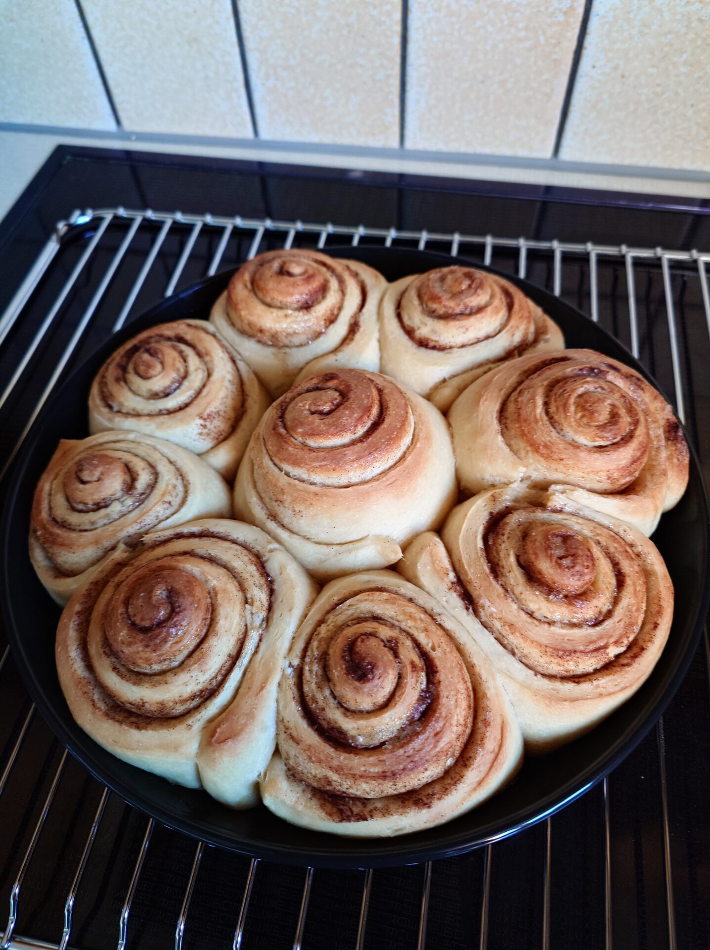 The Ultimate Starbucks Cinnamon Roll Recipe
